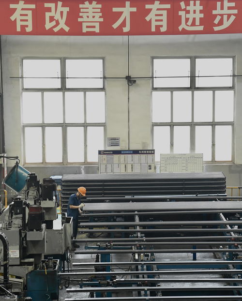 高質量發(fā)展調研行 生產(chǎn)一線看制造企業(yè) 智改數(shù)轉網(wǎng)聯(lián)