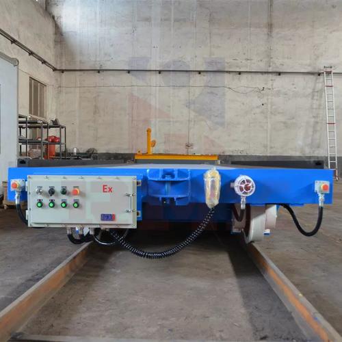 重型裝載機械運輸解決方案 軌道平板車與電動平車在工業(yè)物流中的高效應(yīng)用